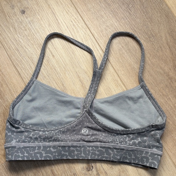 Lululemon Flow Y Bra - Picture 2 of 3